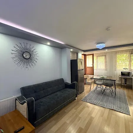 Garden Flat Near Sarimsakli * Ayvalı